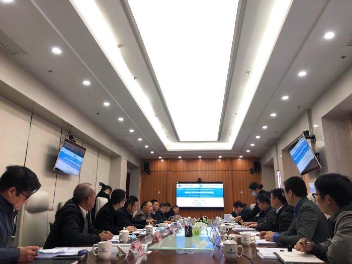 5.9跨越-11月26日,省天然氣公司鹽穴儲氣庫項目地質(zhì)預可行性研究順利通過評審,評審會議現(xiàn)場(攝影:程平) 5.9跨越-11月26日,省天然氣公司鹽穴儲氣庫項目地質(zhì)預可行性研究順利通過評審,評審會議現(xiàn)場(攝影:程平)