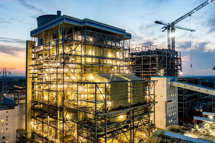 六、夜里的工地燈火通明