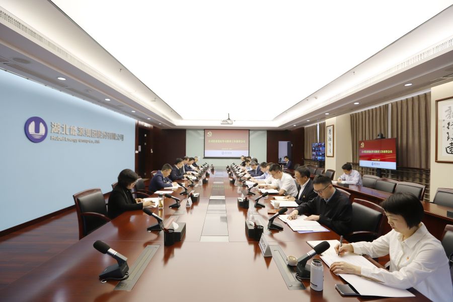 會(huì)議現(xiàn)場(chǎng)(攝影:王權(quán)) 會(huì)議現(xiàn)場(chǎng)(攝影:王權(quán))